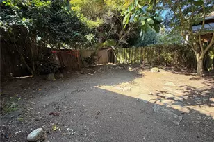1211 N 50th St, Seattle, WA 98103 - Photo 34