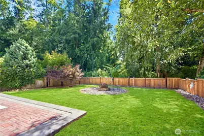 13430 33rd Place W #Unit B, Lynnwood, WA 98087 - Photo 22