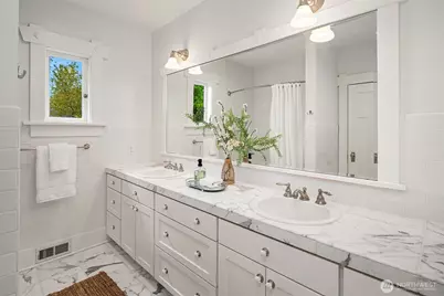 1803 36th Avenue, Seattle, WA 98122 - Photo 22
