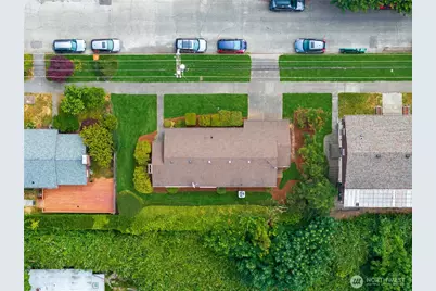 4311 Greenwood Avenue N, Seattle, WA 98103 - Photo 28