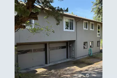 9022 NE 41st Street, Yarrow Point, WA 98004 - Photo 6