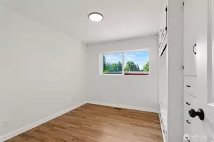 2618 NE 9th St, Renton, WA 98056 - Photo 16