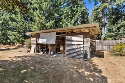 17642 Irwin Street SW, Rochester, WA 98579 - Photo 30