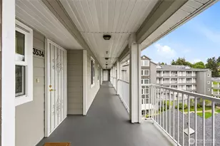1318 37th St, Everett, WA 98201 - Photo 4