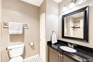 524 6th Ave W, Seattle, WA 98119 - Photo 12