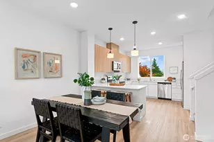 1405 SW 111th Ln, Seattle, WA 98164 - Photo 12