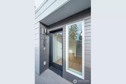 1405 SW 111th Lane, Seattle, WA 98164 - Photo 2