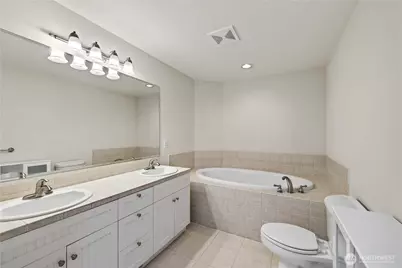 2618 Washington Boulevard, Anacortes, WA 98221 - Photo 20