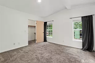 19706 215th St E, Orting, WA 98360 - Photo 18