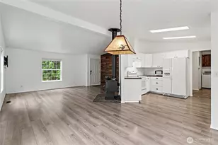 19706 215th St E, Orting, WA 98360 - Photo 16