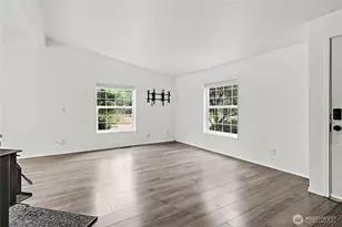 19706 215th St E, Orting, WA 98360 - Photo 6