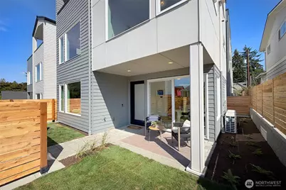 2646 41st Avenue SW #D, Seattle, WA 98116 - Photo 24