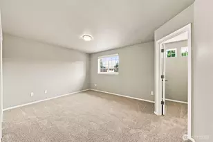 4042 S Warner St, Tacoma, WA 98409 - Photo 10