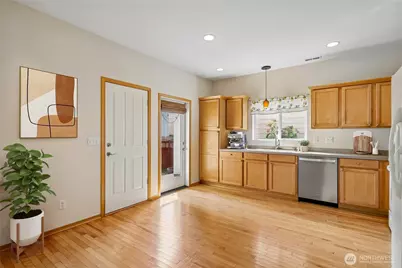 6748 Radiance Boulevard E, Fife, WA 98424 - Photo 12