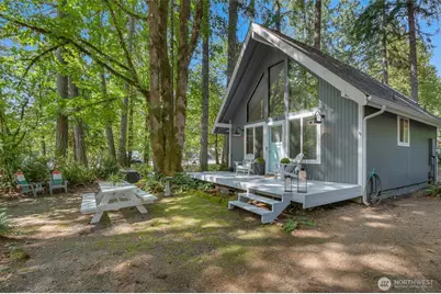 510 N Duckabush Drive E, Hoodsport, WA 98548 - Photo 1