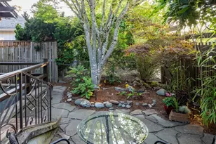 325 NW 74th St, Seattle, WA 98117 - Photo 38