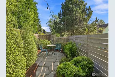 325 NW 74th Street, Seattle, WA 98117 - Photo 36