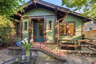 325 NW 74th St, Seattle, WA 98117 - Photo 1