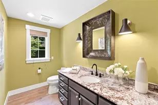22011 NE 27th Pl, Sammamish, WA 98074 - Photo 14