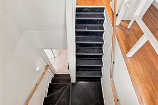 7719 Ashworth Ave N, Seattle, WA 98103 - Photo 30