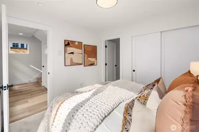 613 B 18th Avenue E, Seattle, WA 98112 - Photo 14