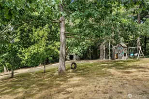 937 Rowe Rd, Camano Island, WA 98282 - Photo 32