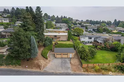 840 N Kentucky Avenue, East Wenatchee, WA 98802 - Photo 2