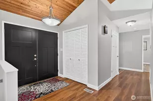 48 Clover St, Cathlamet, WA 98612 - Photo 2