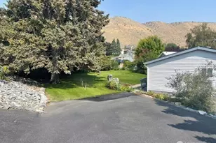 327 Beach St, Pateros, WA 98846 - Photo 36