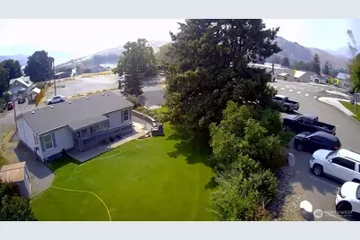 327 Beach Street, Pateros, WA 98846 - Photo 32