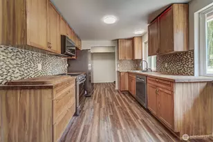 27019 Woodside Rd NE, Kingston, WA 98346 - Photo 6