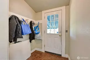 14417 Bradshaw Rd, Mount Vernon, WA 98273 - Photo 16
