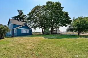 14417 Bradshaw Rd, Mount Vernon, WA 98273 - Photo 12