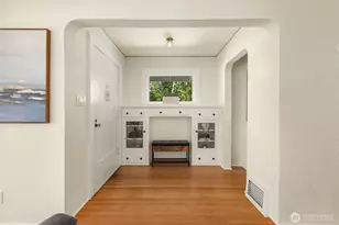 1703 NE 73rd St, Seattle, WA 98115 - Photo 6