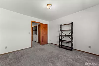 307 Champion Street, Steilacoom, WA 98388 - Photo 22