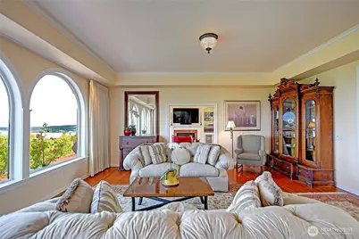 1009 Kingswood Drive, Camano Island, WA 98282 - Photo 10