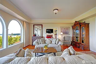 1009 Kingswood Dr, Camano Island, WA 98282 - Photo 10