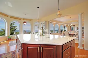 1009 Kingswood Dr, Camano Island, WA 98282 - Photo 14