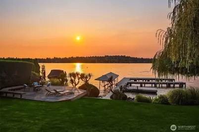 49 Holly Hill Drive, Mercer Island, WA 98040 - Photo 28