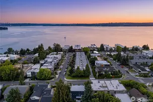 6304 Lakeview Dr, Kirkland, WA 98033 - Photo 1