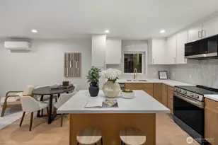12040 5th Ave NE, Seattle, WA 98125 - Photo 12