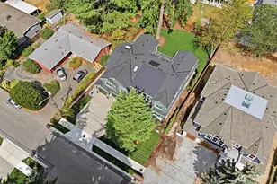 13004 NE 112th St, Kirkland, WA 98033 - Photo 34