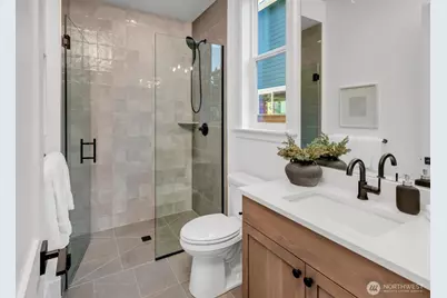 13004 NE 112th Street, Kirkland, WA 98033 - Photo 16