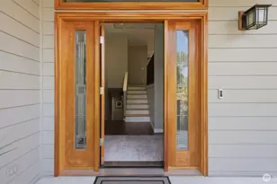 1703 128th Ave SE, Bellevue, WA 98005 - Photo 2