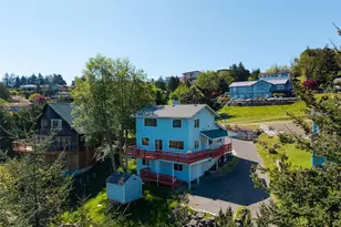 320 North St, Sequim, WA 98382 - Photo 2