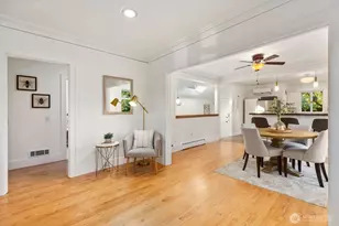 3218 S Byron St, Seattle, WA 98144 - Photo 6
