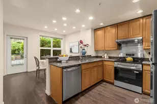 10042 Main St, Bellevue, WA 98004 - Photo 8