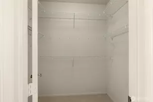 10042 Main St, Bellevue, WA 98004 - Photo 22