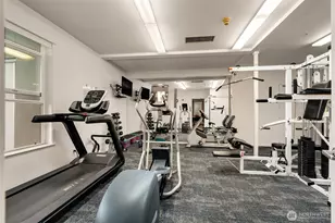 10042 Main St, Bellevue, WA 98004 - Photo 30