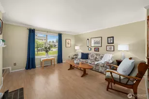 303 S 325th Ln, Federal Way, WA 98003 - Photo 10